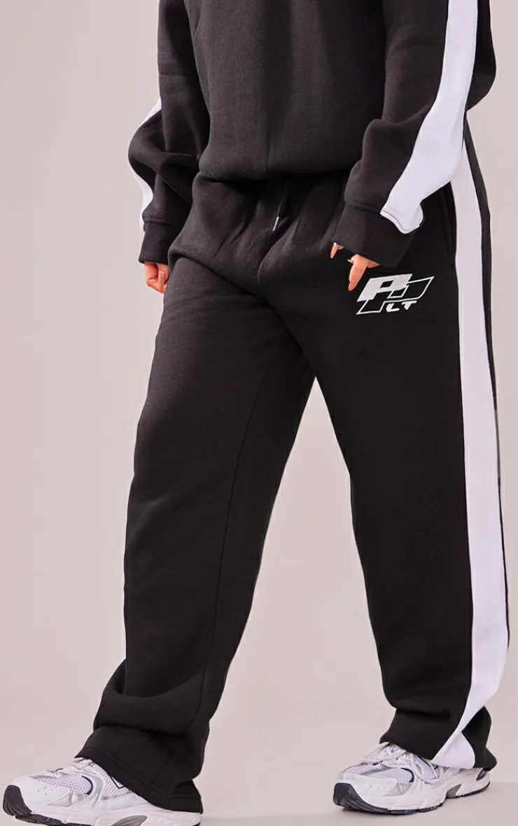 PrettyLittleThing Black Sweatsuits*Petite Embroidered Side Panel Detail Straight Leg Sweatpants