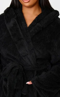PrettyLittleThing Christmas Gifts*Plus Fluffy Bath Robe