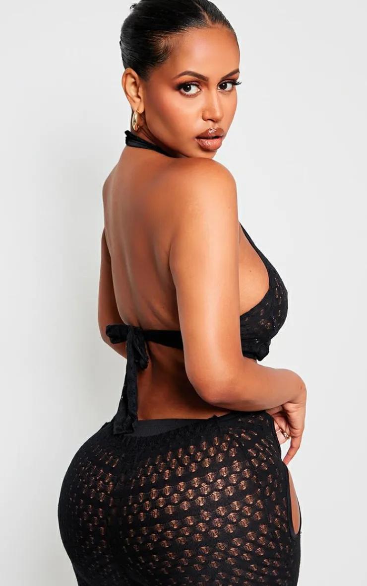 Hot PrettyLittleThing Shape Textured Halterneck Cut Out Top Black