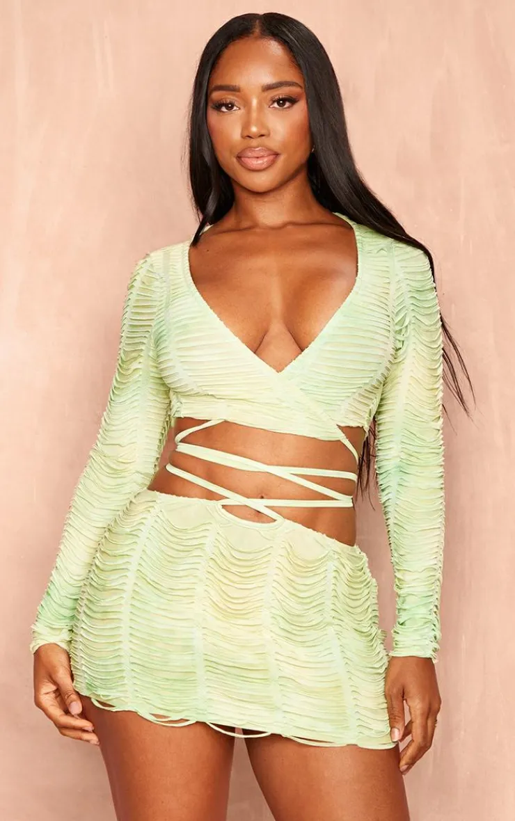 Discount PrettyLittleThing Shape Shredded Seamless Tie Crop Top Green