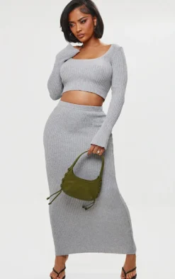 Online PrettyLittleThing Shape Knit Ribbed Long Sleeve Plunge Crop Top Grey