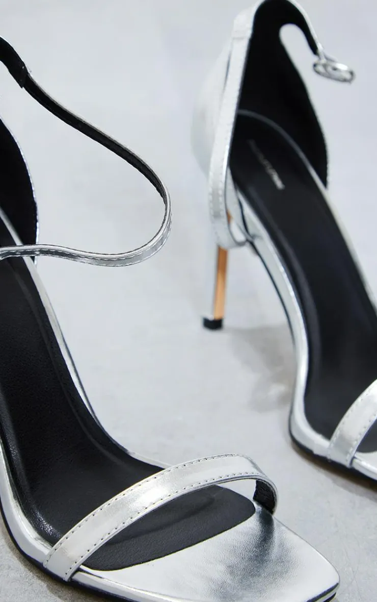 PrettyLittleThing Heeled Sandals*PU Square Toe Heeled Sandals