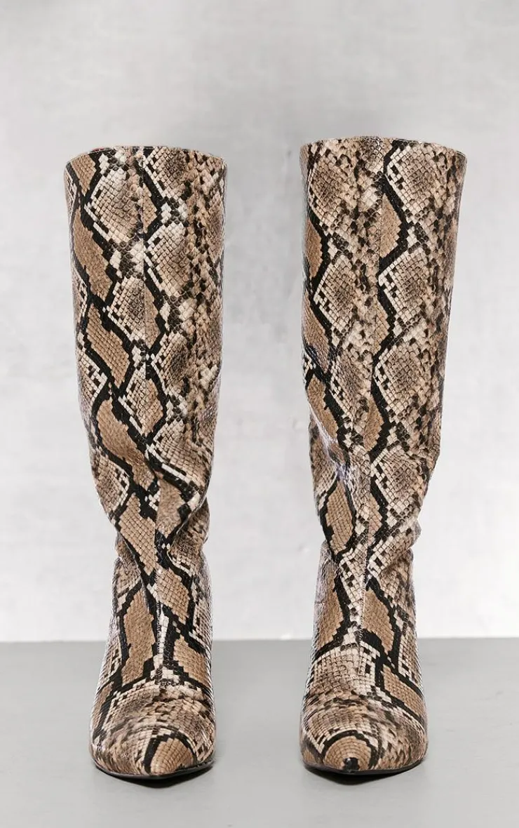 PrettyLittleThing Low Heels*Croc Pu Point Toe Low Heeled Knee Boots