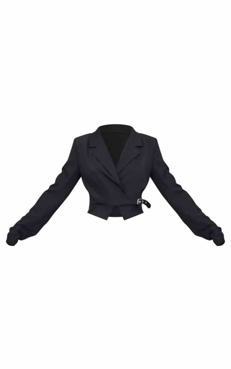 Online PrettyLittleThing Tall Buckle Detail Cropped Blazer Black