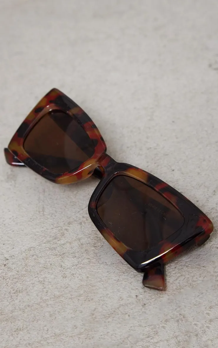 PrettyLittleThing Cat Eye Sunglasses*Chunky Flared Cat Eye Sunglasses