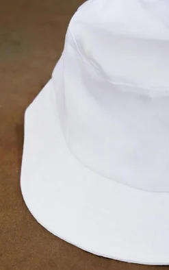 PrettyLittleThing Hats*Plain Bucket Hat