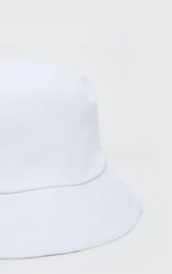 PrettyLittleThing Hats*Plain Bucket Hat