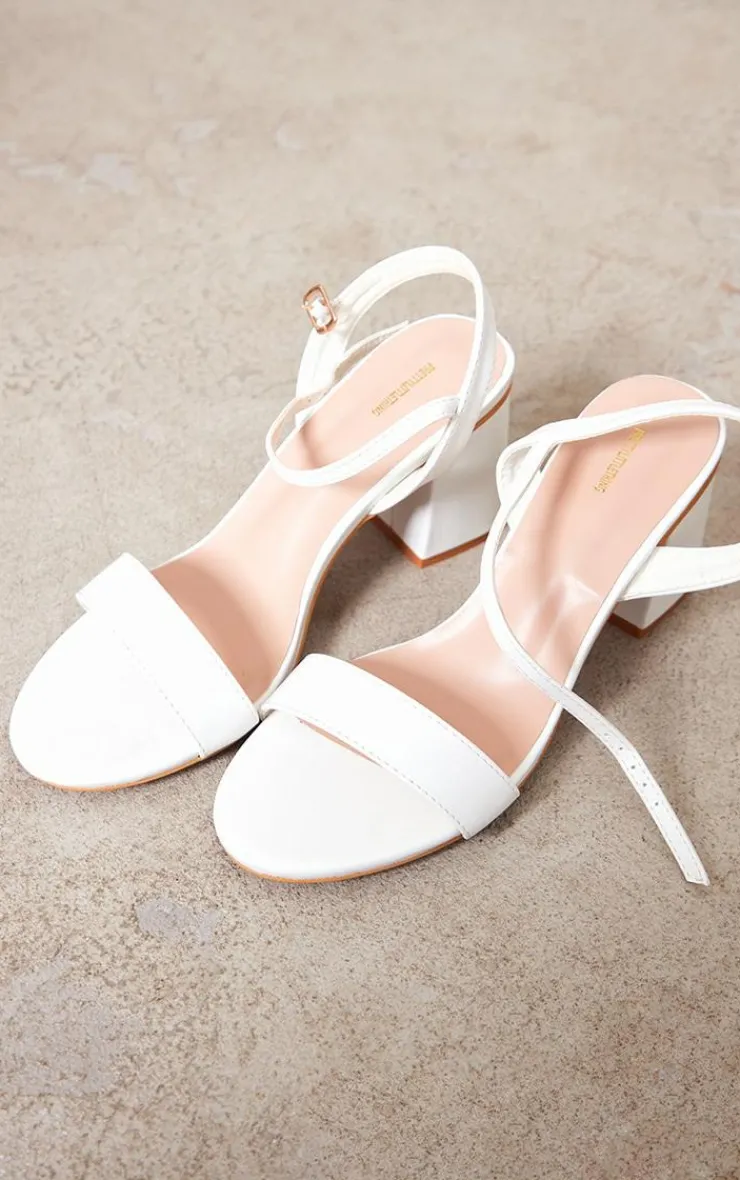 PrettyLittleThing Low Heels*PU Basic Strap Detail Low Heeled Sandals