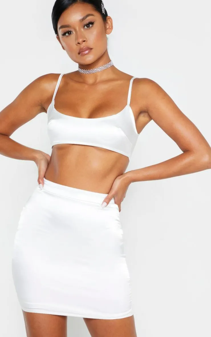 Discount PrettyLittleThing Satin Scoop Neck Crop Top White