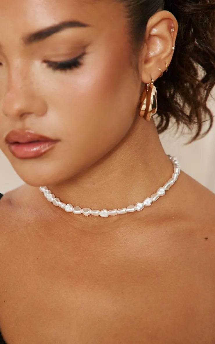 PrettyLittleThing Necklaces*Textured Pearl Choker